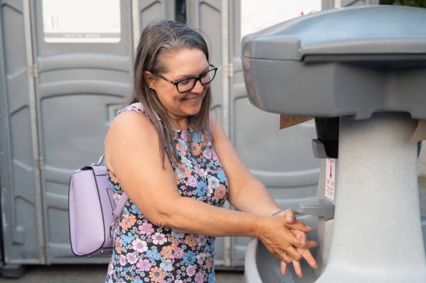 Best Emergency porta potty rental  in Uhrichsville, OH